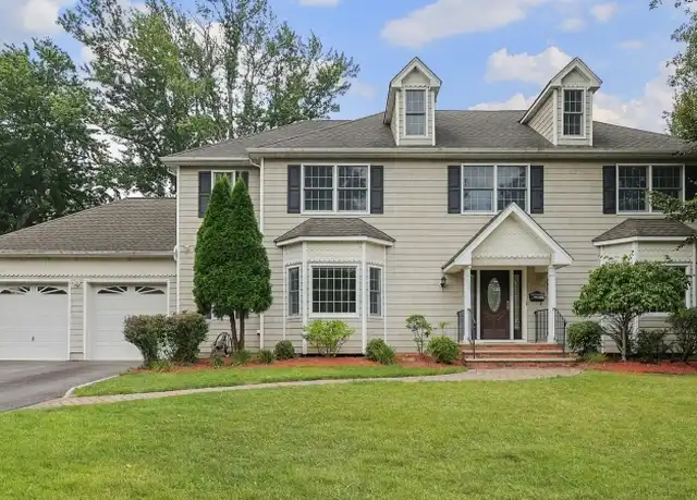 Property at 925 Brown Ave, Westfield, NJ, 07090, 4 beds, 3.5 baths, [object Object]