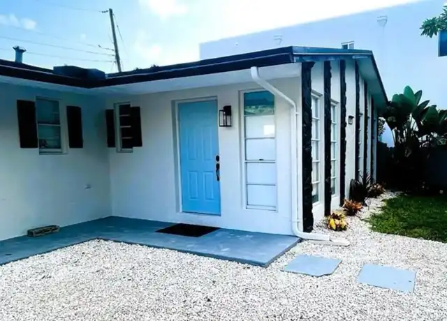 Property at 49 SE 13th St, Dania Beach, FL, 33004, 1 bed, 1 bath, [object Object]