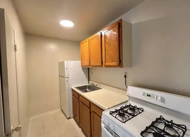 Property at 1409 Doewood Ln Unit 1407-203, Capitol Heights, MD, 20743, 2 beds, 1 bath, [object Object]