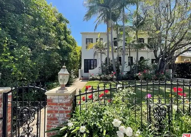 Property at 1118 10th St Unit C, Santa Monica, CA, 90403, 2 beds, 1 bath, [object Object]