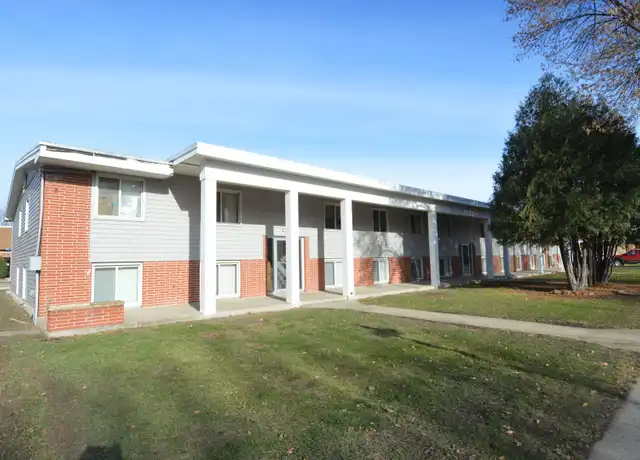 Property at 2216 12th Ave N, Grand Forks, ND, 58203, 1 bed, 1 bath, [object Object]