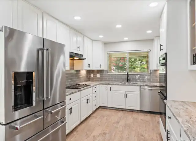Property at 14115 Moss Farm St, San Antonio, TX, 78231, 3 beds, 2.5 baths, [object Object]