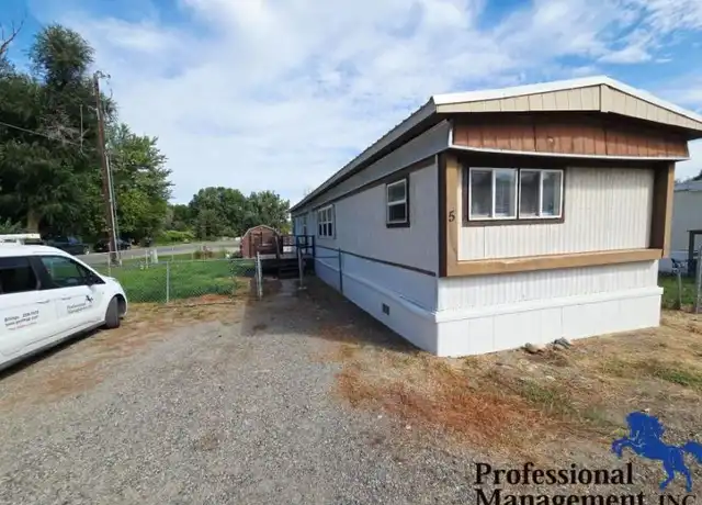 Property at 117 Hemlock Dr, Billings, MT, 59101, 3 beds, 1 bath, [object Object]