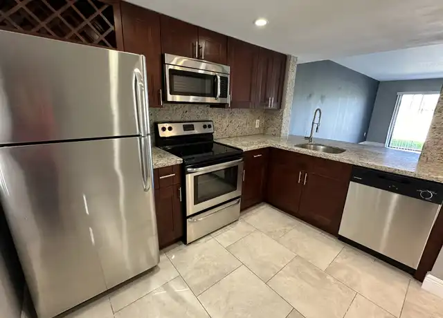 Property at 5200 NW 31st Ave #22, Fort Lauderdale, FL, 33309, 1 bed, 1 bath, [object Object]