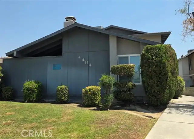 Property at 4404 Tierra Verde St Unit D, Bakersfield, CA, 93301, 2 beds, 1.5 baths, [object Object]