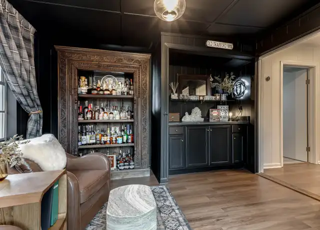 Property at 528 Frey St, Boerne, TX, 78006, 2 beds, 1 bath, [object Object]