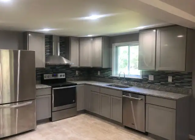 Property at 11119 Little Cove Point Rd, Lusby, MD, 20657, 4 beds, 2 baths, [object Object]