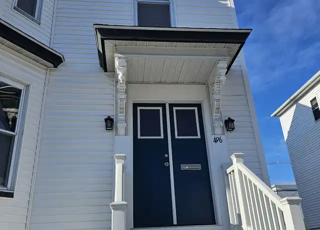 Property at 496 Rimmon St Unit 2, Manchester, NH, 03102, 3 beds, 1 bath, [object Object]