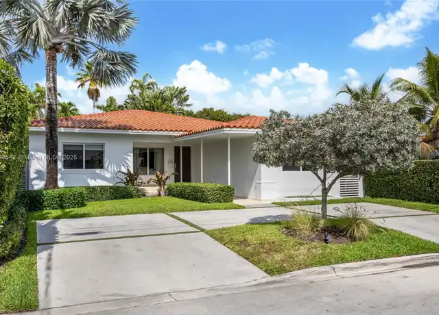 Property at 8950 Byron Ave, Surfside, FL, 33154, 4 beds, 3 baths, [object Object]