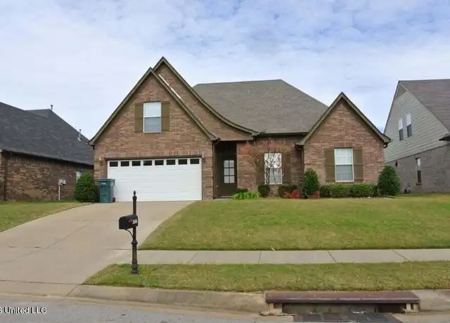Property at 2686 Russum Dr, Southaven, MS, 38672, 3 beds, 2 baths, [object Object]