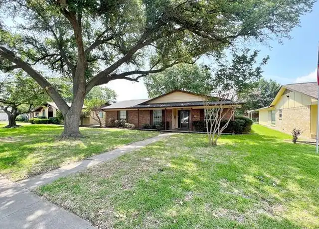 Property at 1906 Crockett St, Garland, TX, 75042, 3 beds, 2 baths, [object Object]