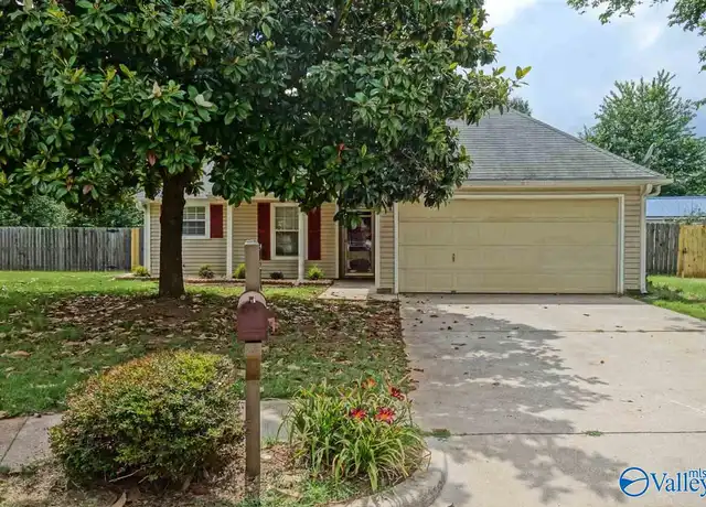 Property at 212 Turnbrook Dr SW, Huntsville, AL, 35824, 3 beds, 2 baths, [object Object]