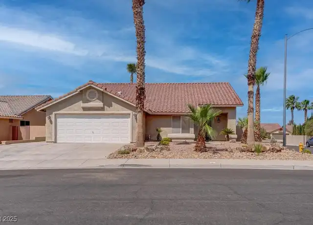 Property at 840 Coastal Beach Rd, Henderson, NV, 89002, 3 beds, 2 baths, [object Object]