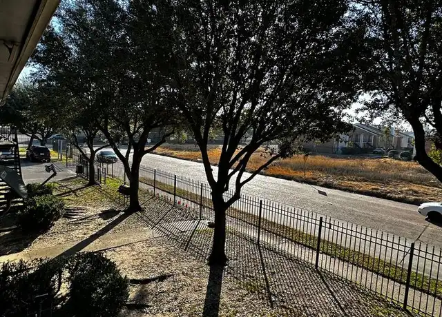 Property at 7201 Hallshire Dr Unit 235, Houston, TX, 77016, 3 beds, 1 bath, [object Object]
