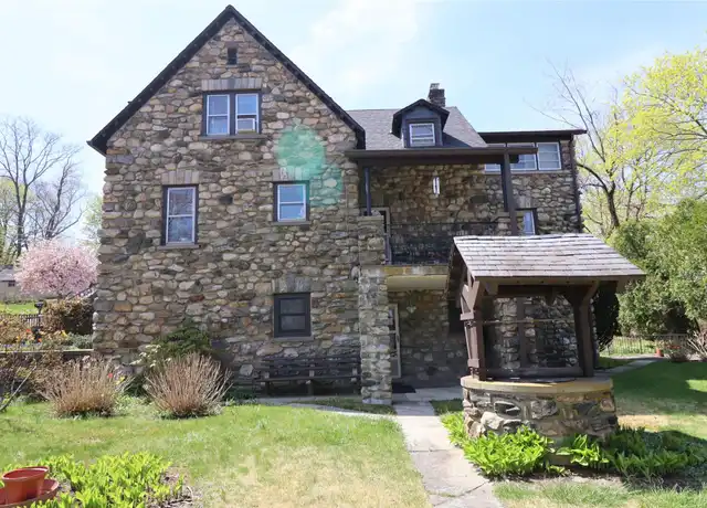 Property at 215 Overland Rd Unit 2, Mahopac, NY, 10541, 1 bed, 1 bath, [object Object]