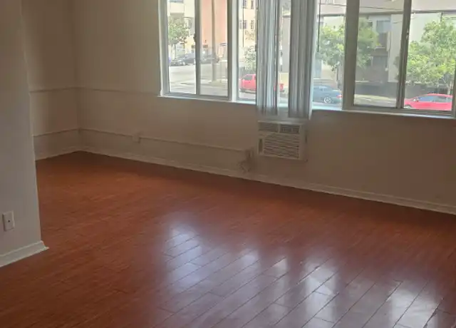 Property at 3028 4th St Unit 3, Los Angeles, CA, 90020, 1 bed, 1 bath, [object Object]