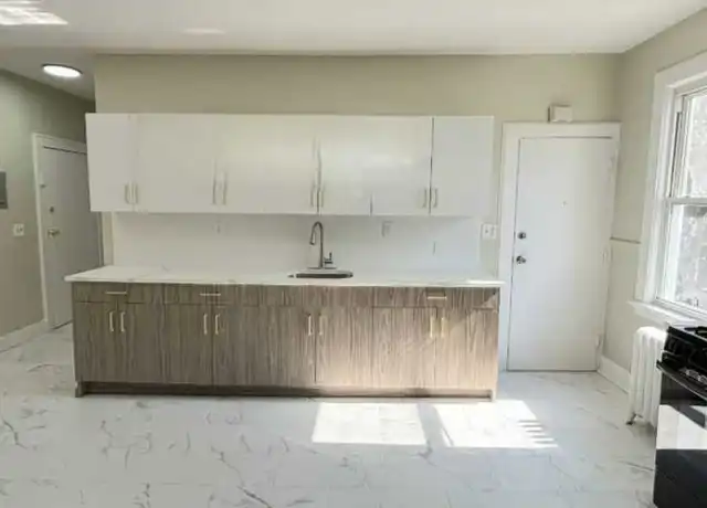 Property at 262 Ellis Ave Unit 1, Irvington, NJ, 07111, 3 beds, 1 bath, [object Object]
