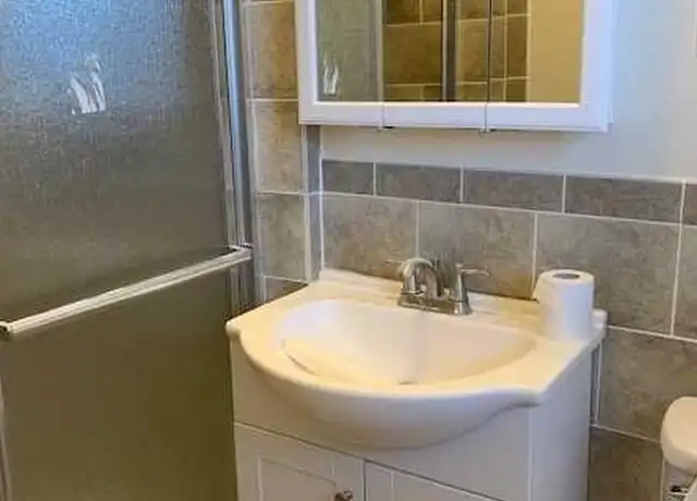 Property at 220 E Palisades Blvd Unit 2, Palisades Park, NJ, 07650, 3 beds, 2 baths, [object Object]