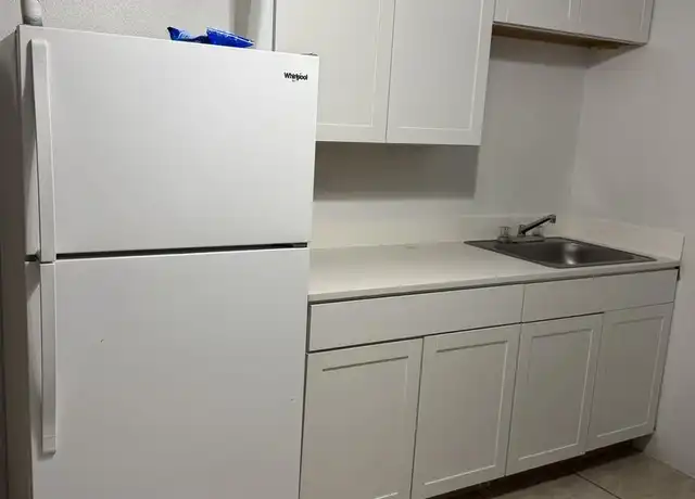 Property at 8011 Jackson Springs Rd, Tampa, FL, 33615, 1 bed, 1 bath, [object Object]