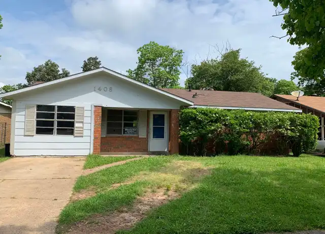 Property at 1408 Palmar St, Bossier City, LA, 71111, 5 beds, 1.5 baths, [object Object]