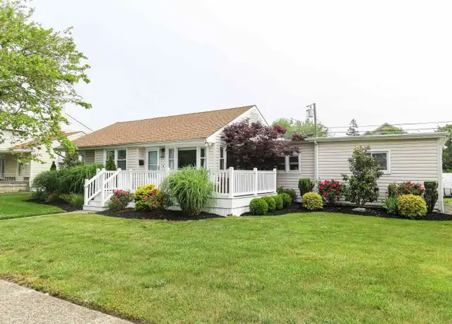 Property at 307 28th St S, Brigantine, NJ, 08203, 4 beds, 2.5 baths, [object Object]