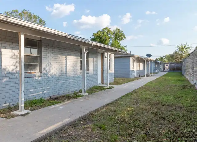 Property at 4755 Wilmington St Unit 5, Houston, TX, 77033, 2 beds, 1 bath, [object Object]