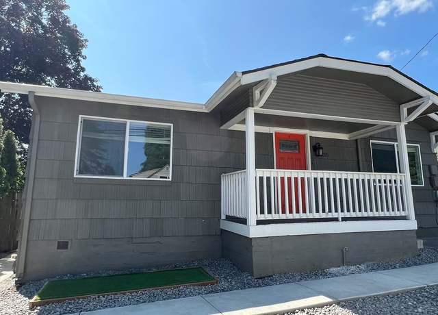 Photo of 825 NW Greeley St, Camas, WA 98607