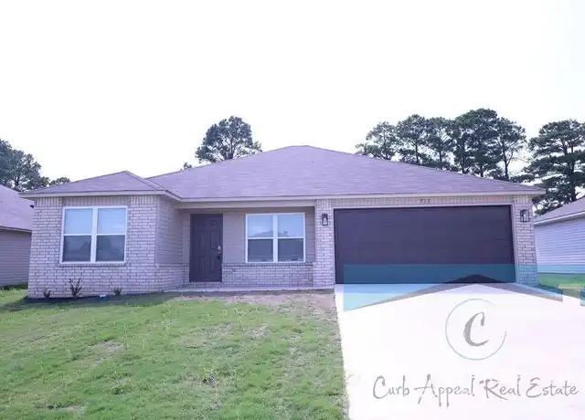 Property at 715 Thicket Ln, Jonesboro, AR, 72401, 4 beds, 2 baths, [object Object]