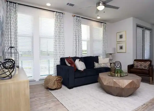 Property at 1852 E Northside Dr Unit 3015, Fort Worth, TX, 76106, 3 beds, 2 baths, [object Object]