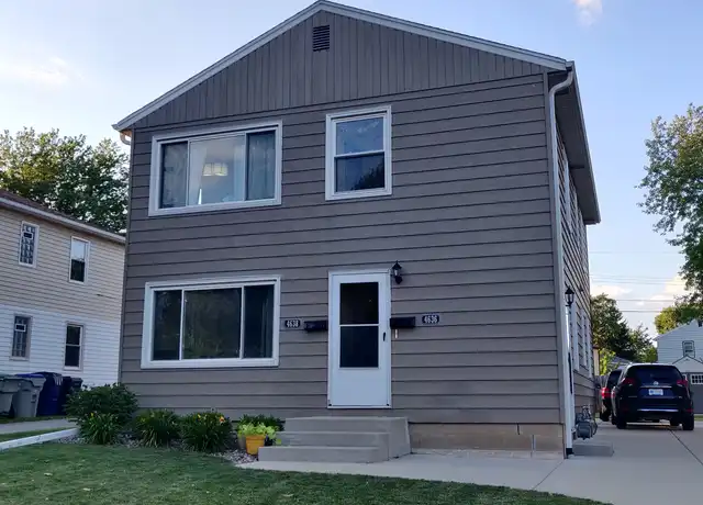 Property at 4702 W Howard Ave Unit 4702, Milwaukee, WI, 53220, 3 beds, 1 bath, [object Object]