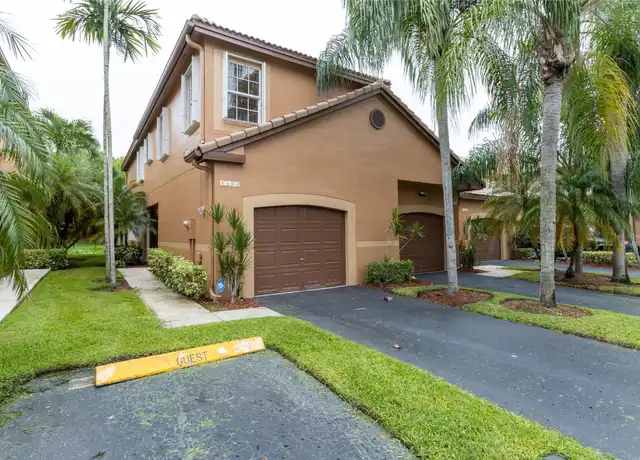 Property at 1402 Veracruz Ln, Weston, FL, 33327, 4 beds, 2.5 baths, [object Object]