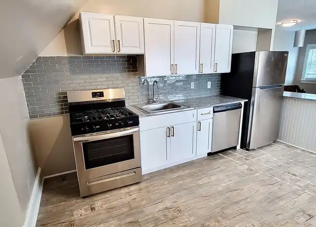 Property at 200 Stratford Ave Unit 3, Pittsburgh, PA, 15206, 2 beds, 1 bath, [object Object]
