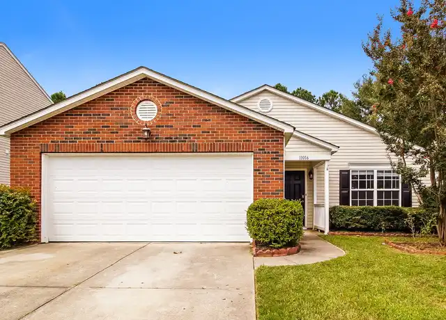 Property at 11016 Thousand Oaks Dr, Huntersville, NC, 28078, 3 beds, 2 baths, [object Object]
