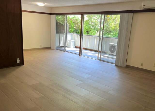 Photo of 67 Brookwood Rd #15, Orinda, CA 94563