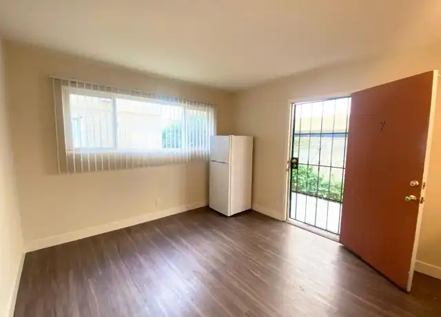 Property at 35 Esperanza Ave Unit 7, Long Beach, CA, 90802, 0 beds, 1 bath, [object Object]