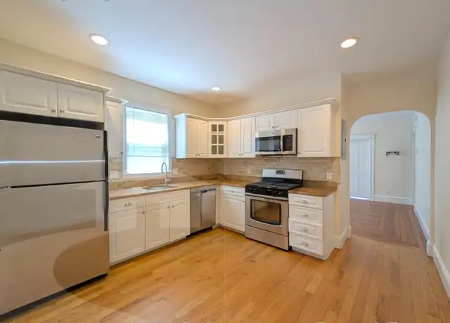 Property at 179 College Ave Unit 1, Somerville, MA, 02144, 4 beds, 2 baths, [object Object]
