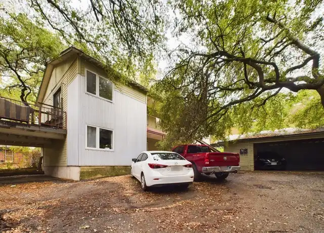 Property at 915 Keith Ln Unit 103, Austin, TX, 78705, 4 beds, 2 baths, [object Object]