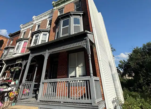 Property at 331 Maclay St Unit 2, Harrisburg, PA, 17110, 2 beds, 1 bath, [object Object]