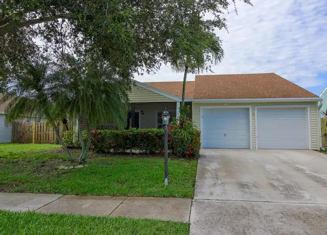 Property at 7870 Blackwood Ln, Lake Worth, FL, 33467, 3 beds, 2 baths, [object Object]