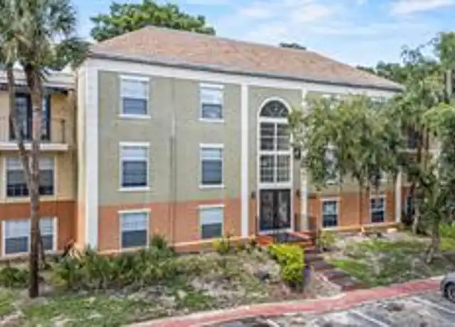 Property at 3946 Versailles Dr Unit B, Orlando, FL, 32808, 2 beds, 2 baths, [object Object]