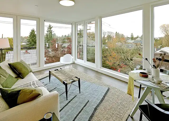 Property at 19th & Mercer - 526 19th Ave E, Seattle, WA, 98112, 1-2 bed, 1-2 bath, [object Object]