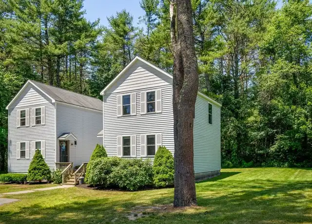 Property at 26 Rose Terrace Cir, Arundel, ME, 04046, 2 beds, 1.5 baths, [object Object]