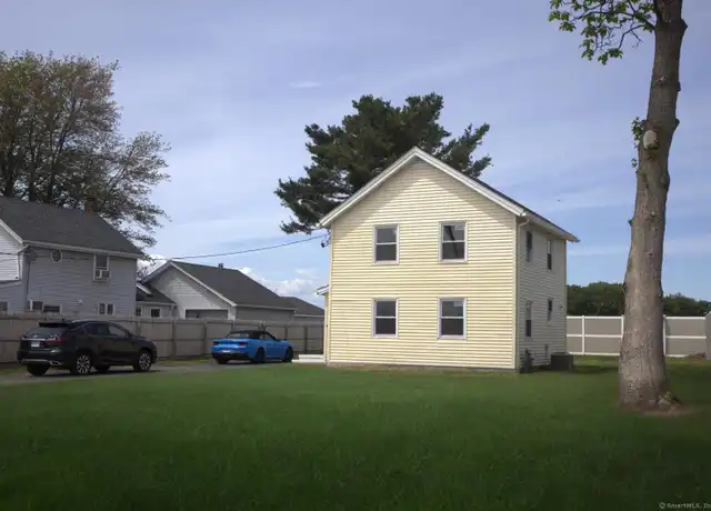 Property at 588 North St, Windsor Locks, CT, 06096, 4 beds, 1 bath, [object Object]