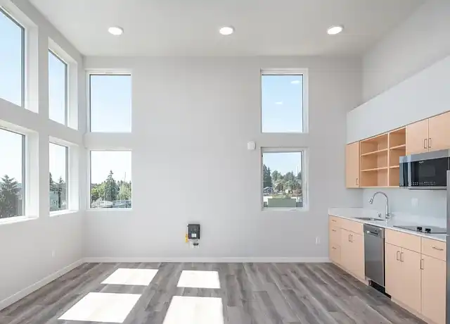 Property at DP Studios - 802 NE 43rd St, Seattle, WA, 98105, 0 beds, 1 bath, [object Object]