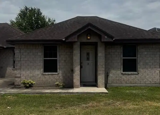 Property at 800 E Daffodil Ave Unit 8, McAllen, TX, 78501, 1 bed, 1 bath, [object Object]