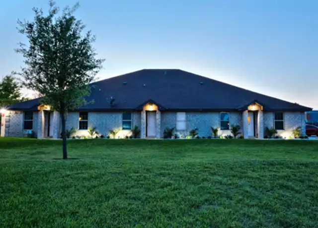 Property at 800 E Daffodil Ave Unit 8, McAllen, TX, 78501, 1 bed, 1 bath, [object Object]