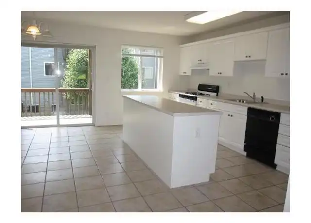 Property at 25 College Ave Unit ask agent, Nanuet, NY, 10954, 2 beds, 2 baths, [object Object]
