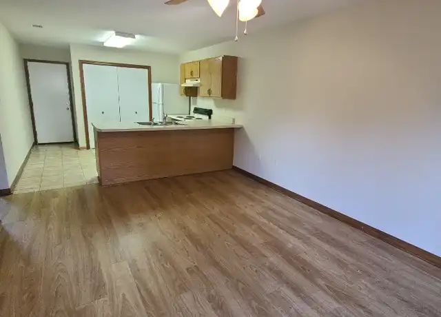 Property at 120-124 Patton St, Crestview, FL, 32539, 2 beds, 1 bath, [object Object]