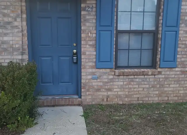Property at 120-124 Patton St, Crestview, FL, 32539, 2 beds, 1 bath, [object Object]