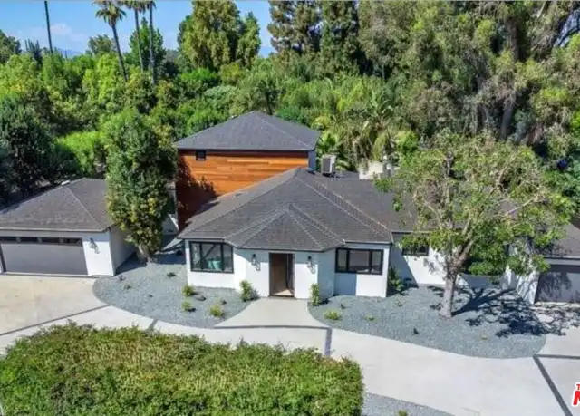 Property at 19061 Wells Dr, Tarzana, CA, 91356, 4 beds, 3 baths, [object Object]